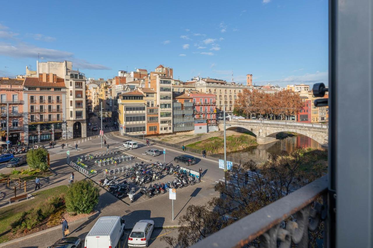 Flateli Plaça Catalunya 10 * Gérone